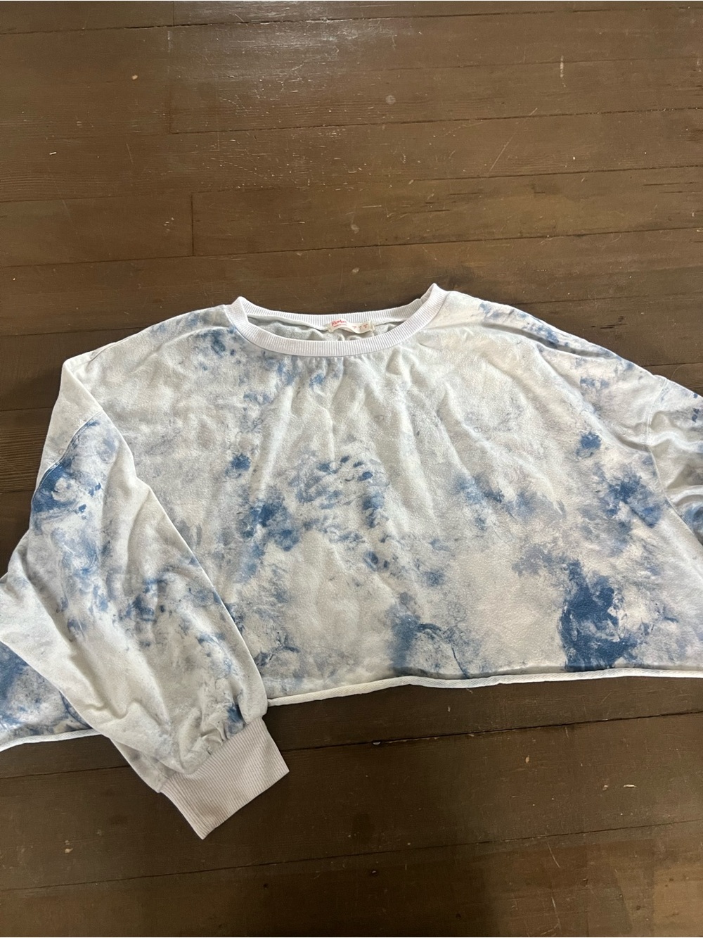 ROMWE White Crewneck with Blue Tie-Dye Accents